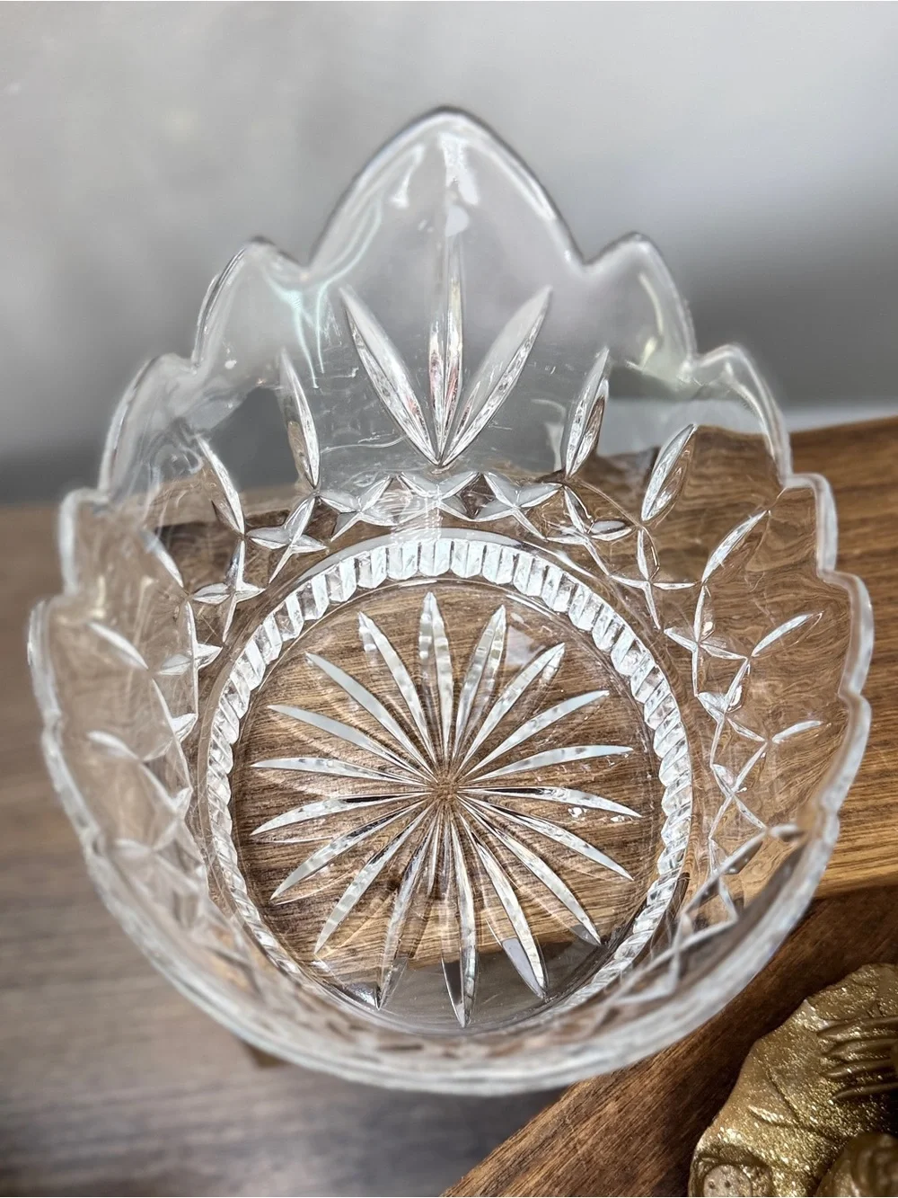 Vintage Teleflora Tiara Crown Cut Crystal Starburst Round Decorative Bowl Dish